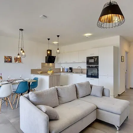 Barbara Apartment